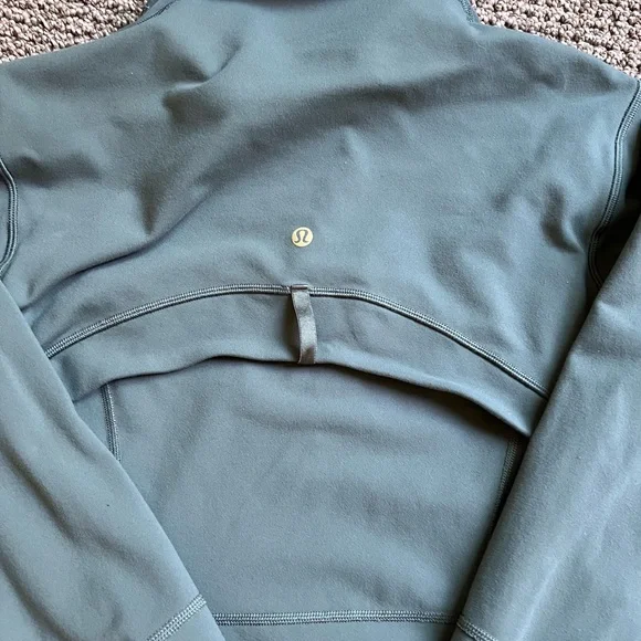 Lululemon Define Nulu Jacket in Dark Forest/Gold Sz 14 - Picture 3 of 3